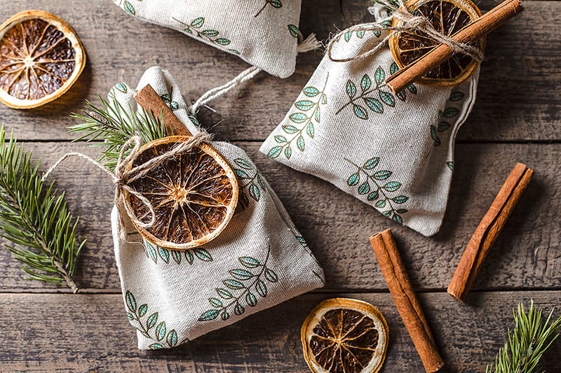 Natural Winter Home Scents: Zero Waste radiator sachets
