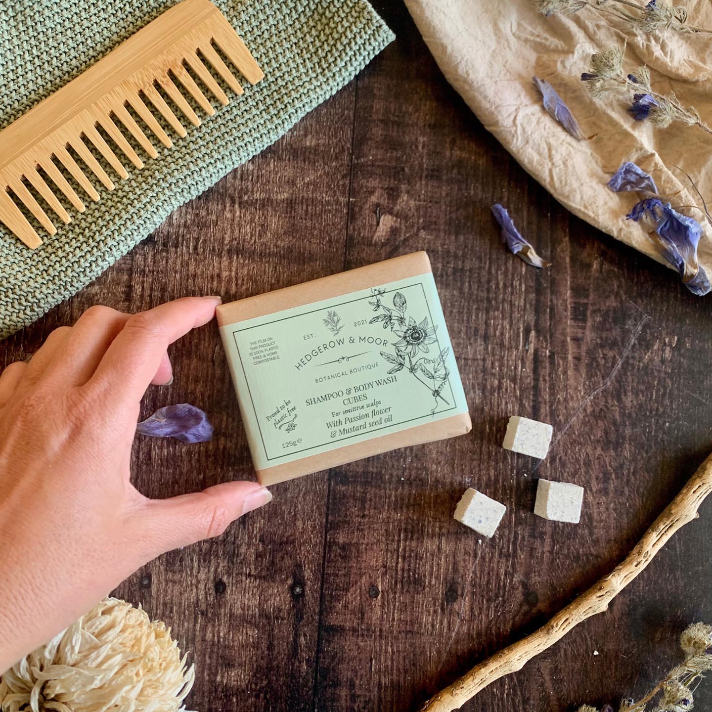 Hedgerow & Moor Sensitive Scalp Shampoo Cubes — fragrance-free plastic-free shampoo with passionflower, mustard seed & chickweed, handmade in Cornwall.