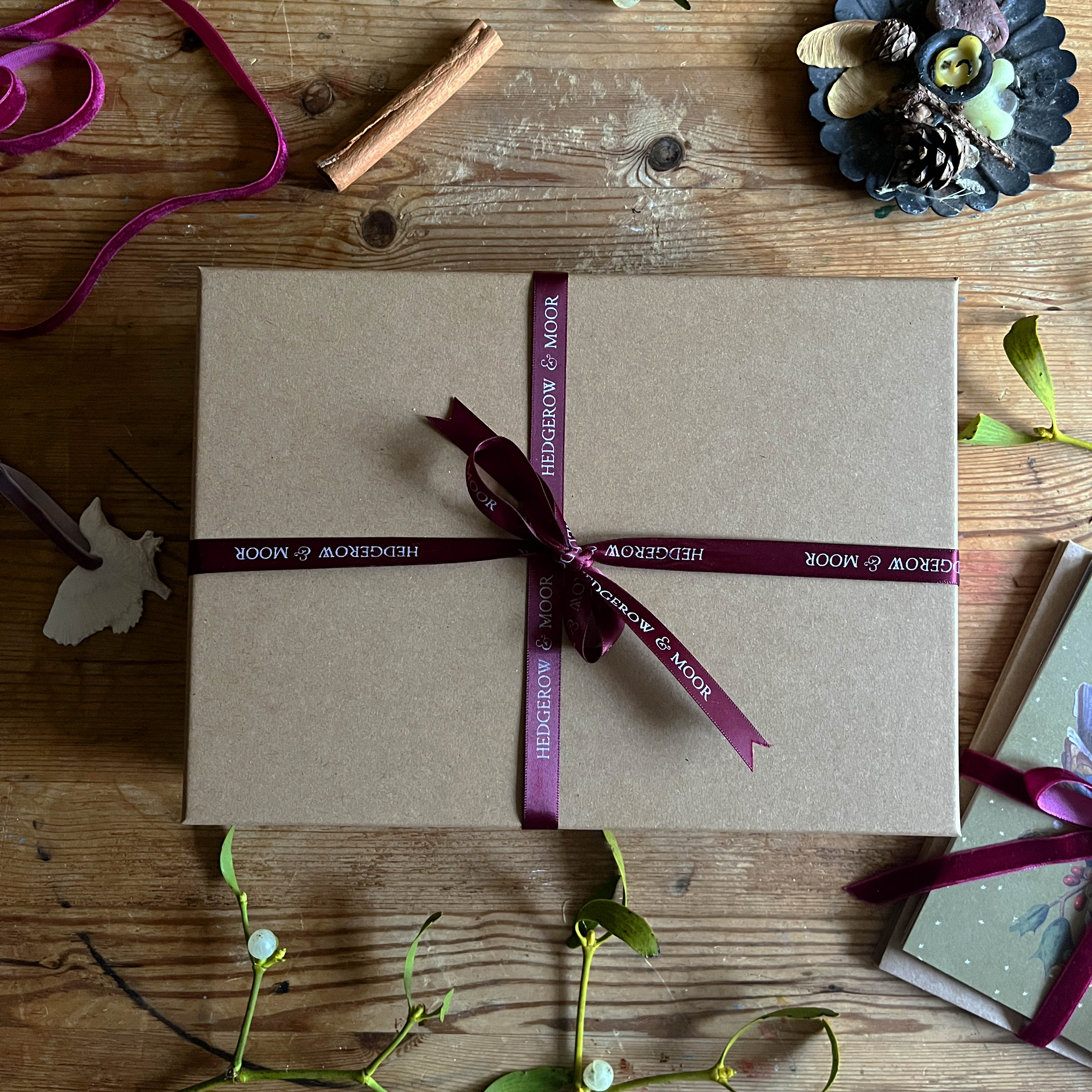 Hedgerow and Moor Christmas hair care gift set for dry hair